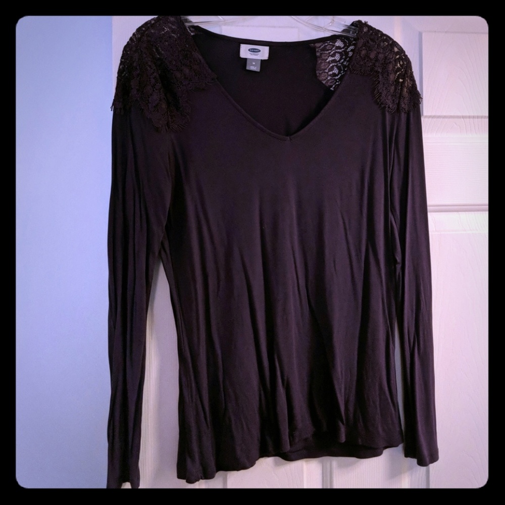 Long sleeve lace shirt